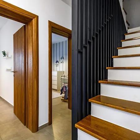 Green Residence Villa Zadar Вилла *