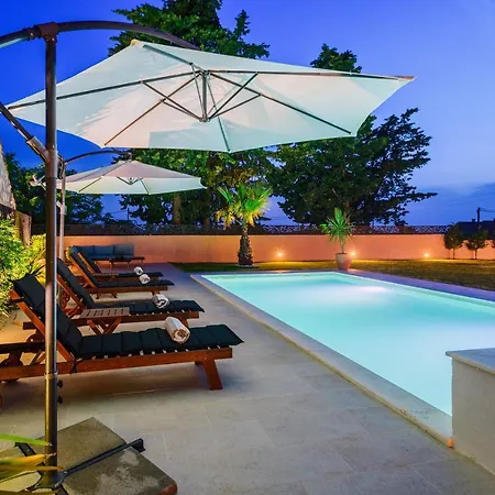 Green Residence Villa Zadar * Задар