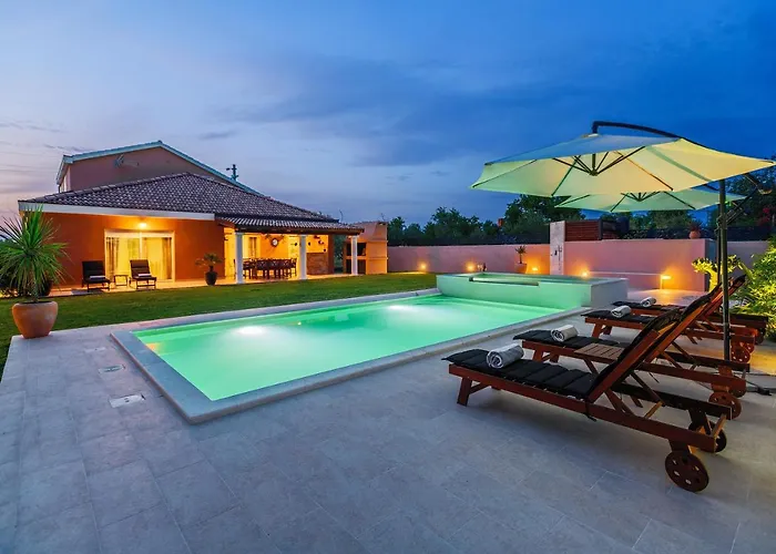 فيلة Green Residence Villa Zadar *